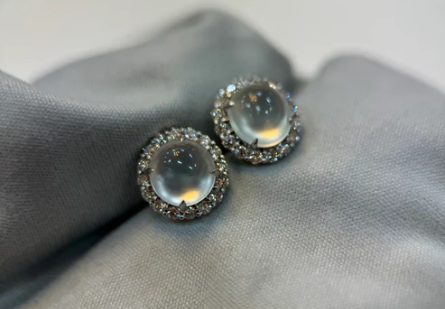 Elevate Your Style with Shuang Hua's Glassy Cabochon Jadeite Ear Studs