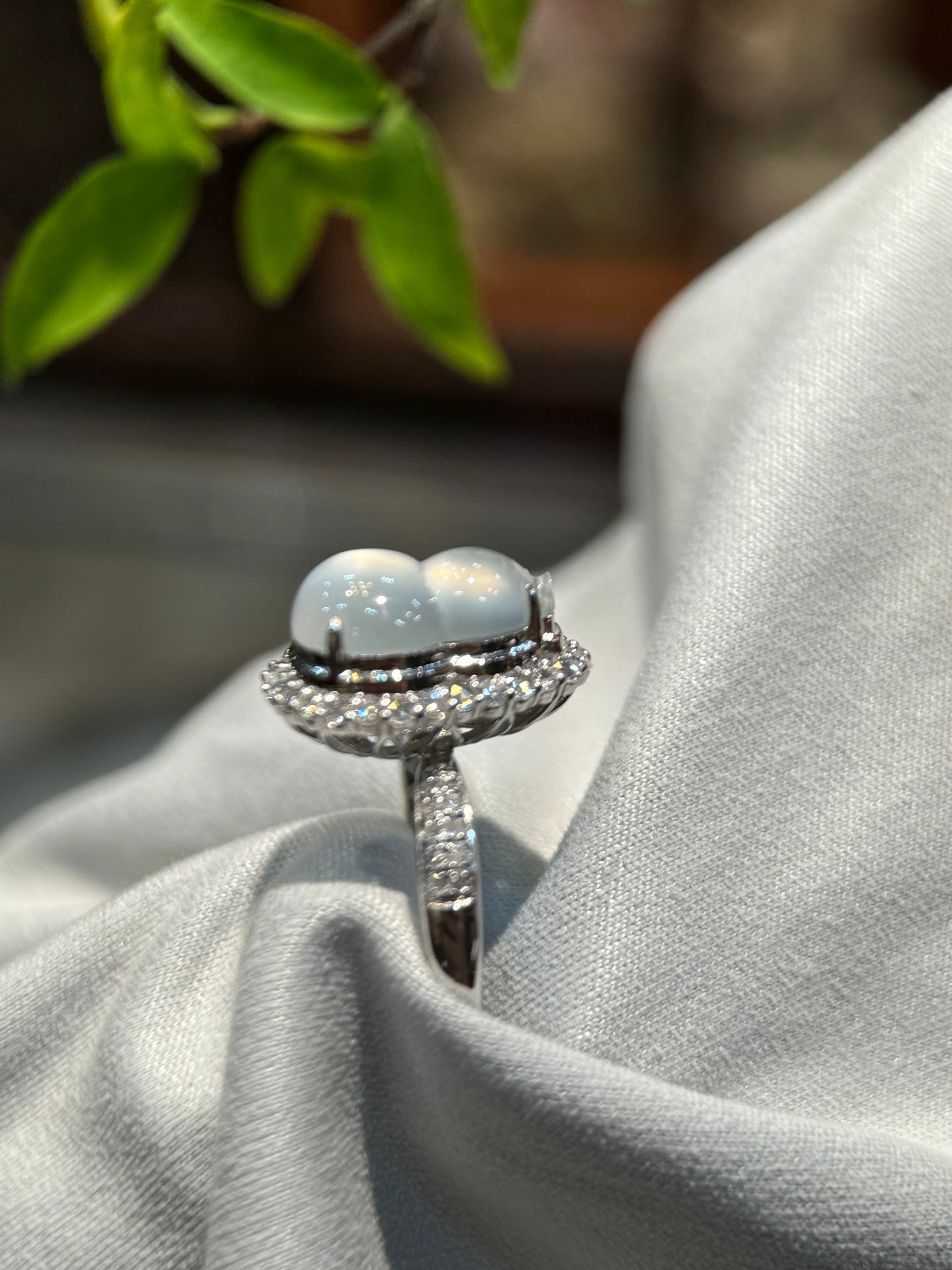 Glassy Jadeite Gourd (葫芦)Ring (R147)