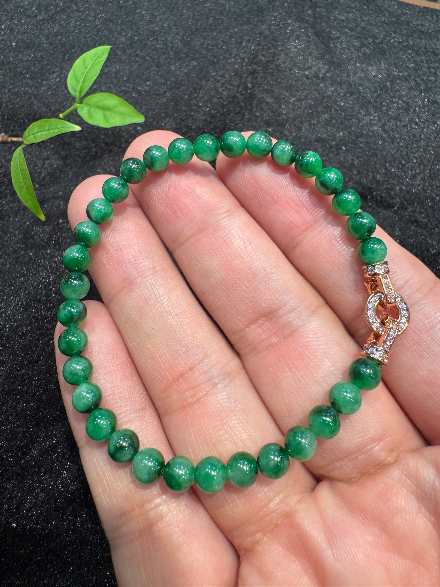 Green Beads Bracelet (B027)