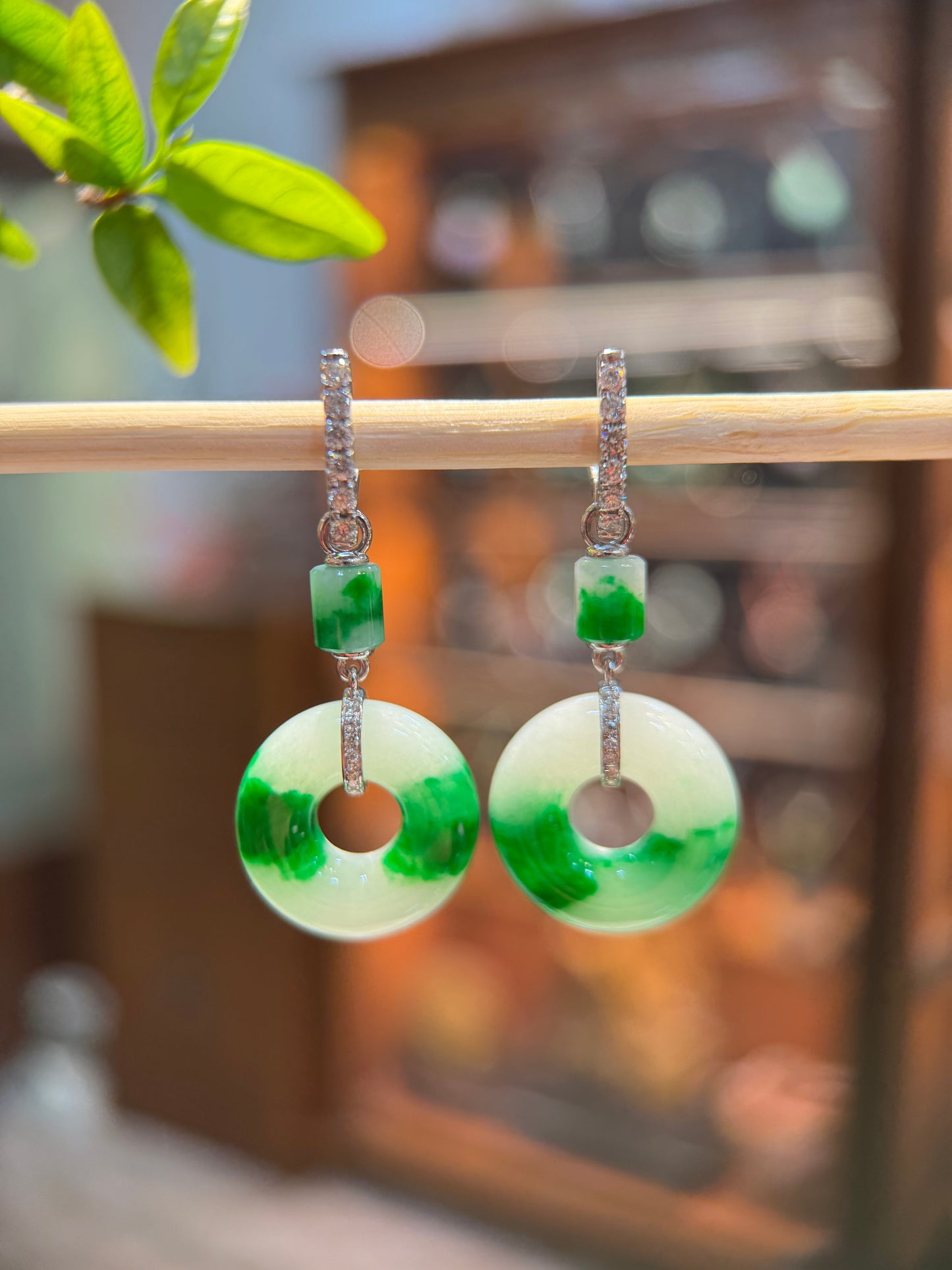 Green Donut Shape Earring (E330)
