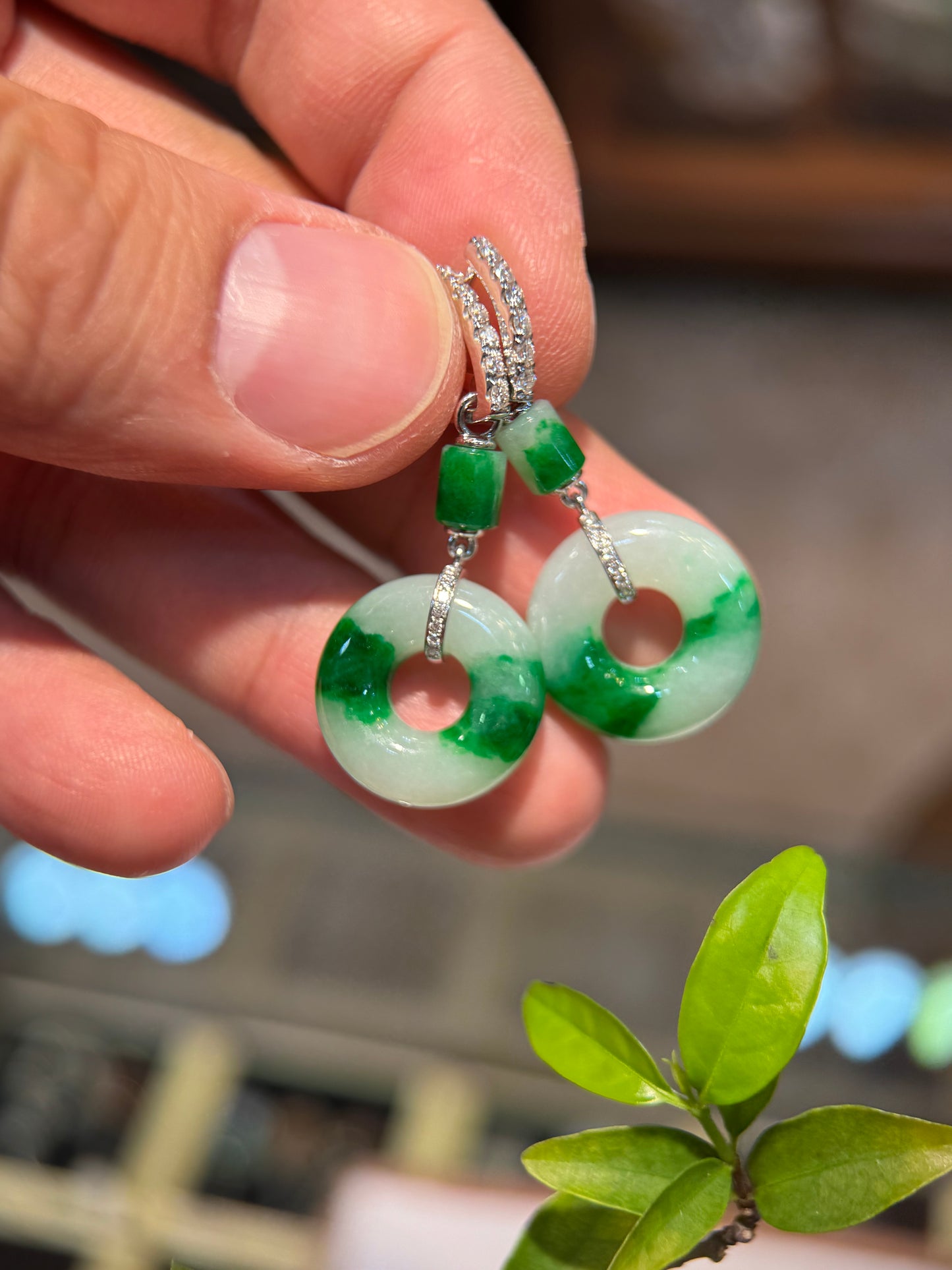 Green Donut Shape Earring (E330)