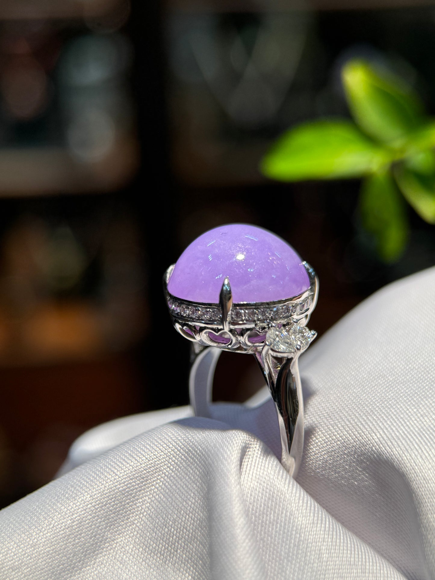 Lavender Cabochon Ring (R148)