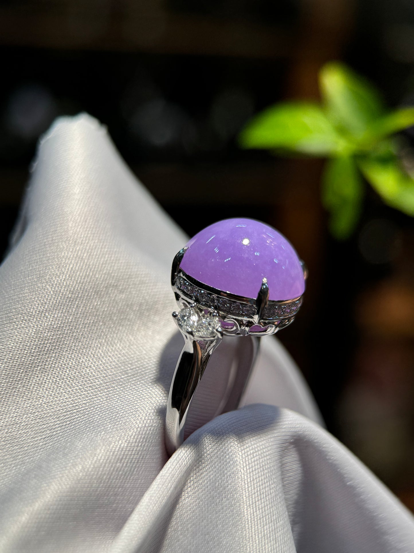 Lavender Cabochon Ring (R148)