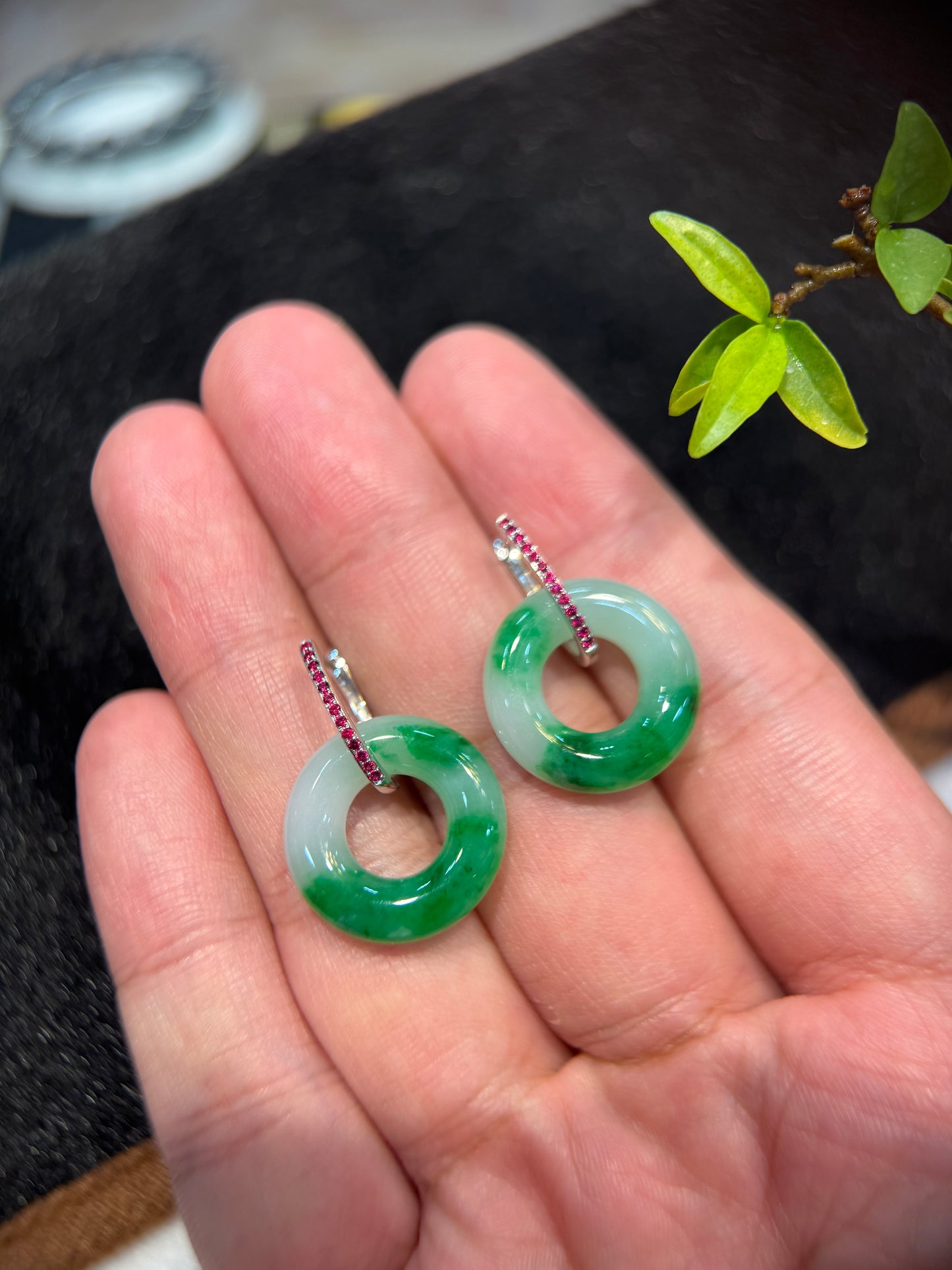 Green Donut Shape Earring (E343)