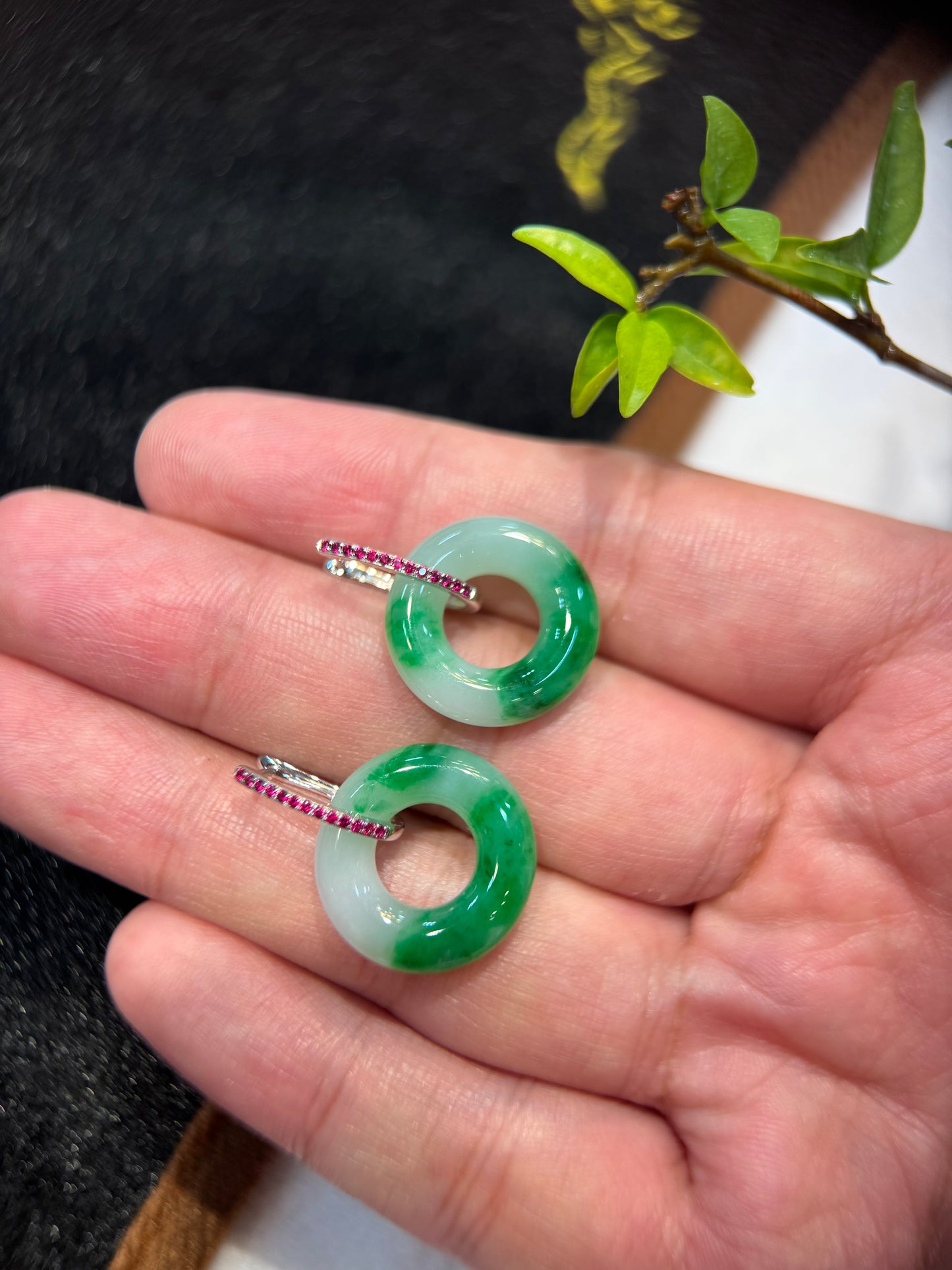 Green Donut Shape Earring (E343)