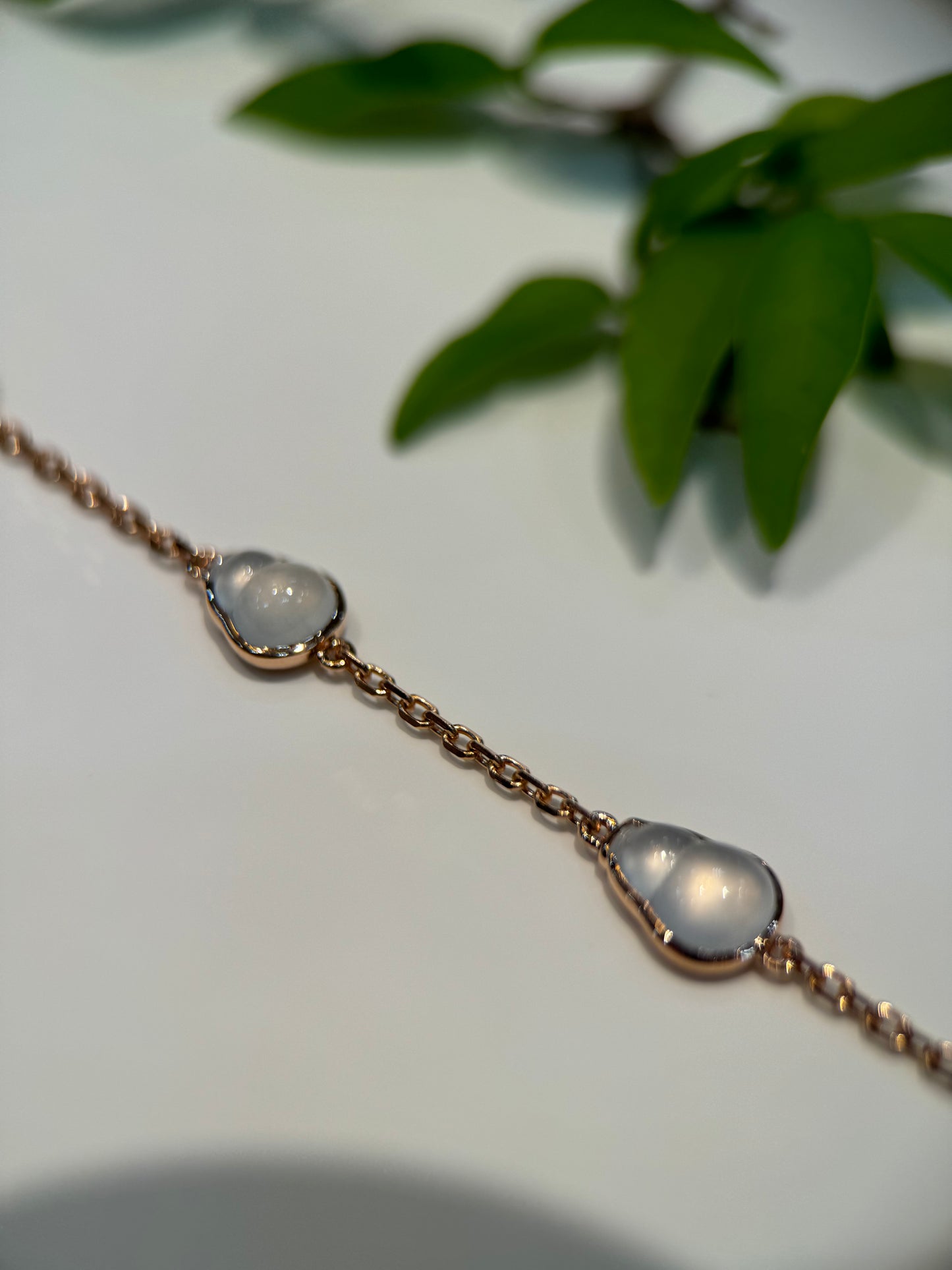 Icy Gourd (Hu Lu) Jade Bracelet (B006)