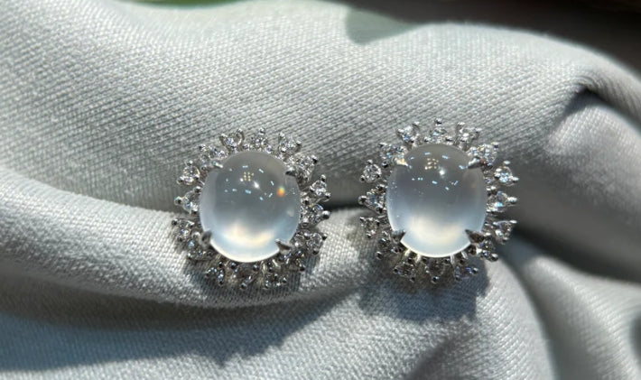 Glassy Cabochon Earring (E319) by Shuanghua: A Timeless Elegance