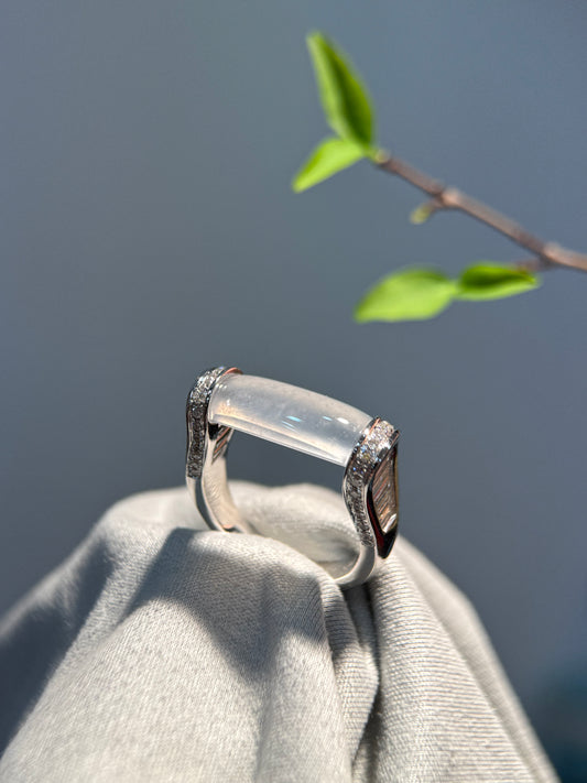 Icy Saddle Ring (R144)