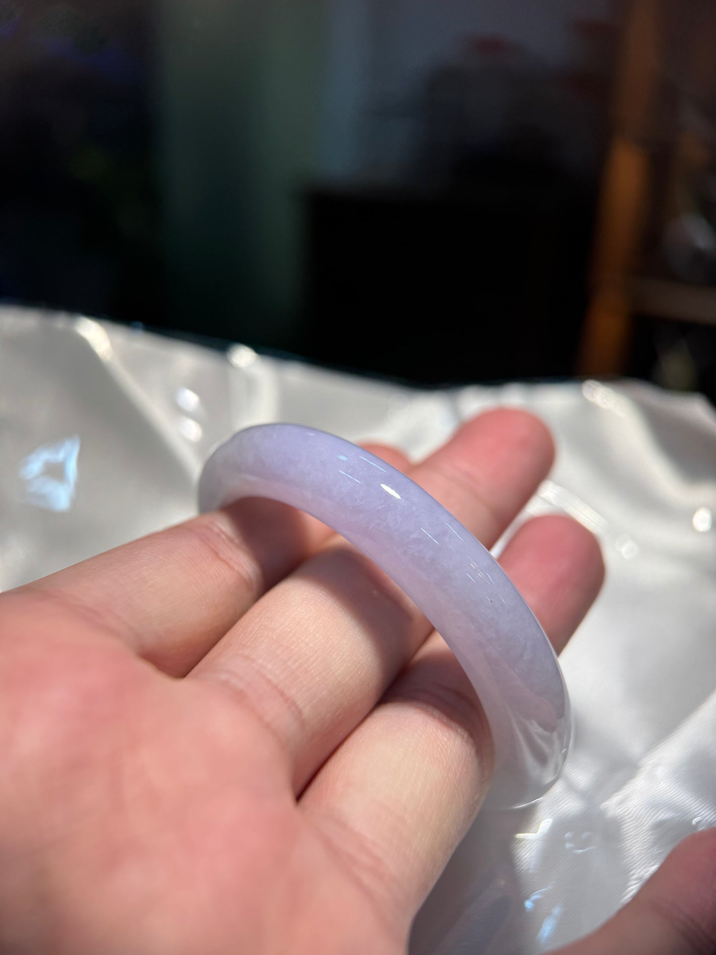 Lavender Jade Bangle (B023)