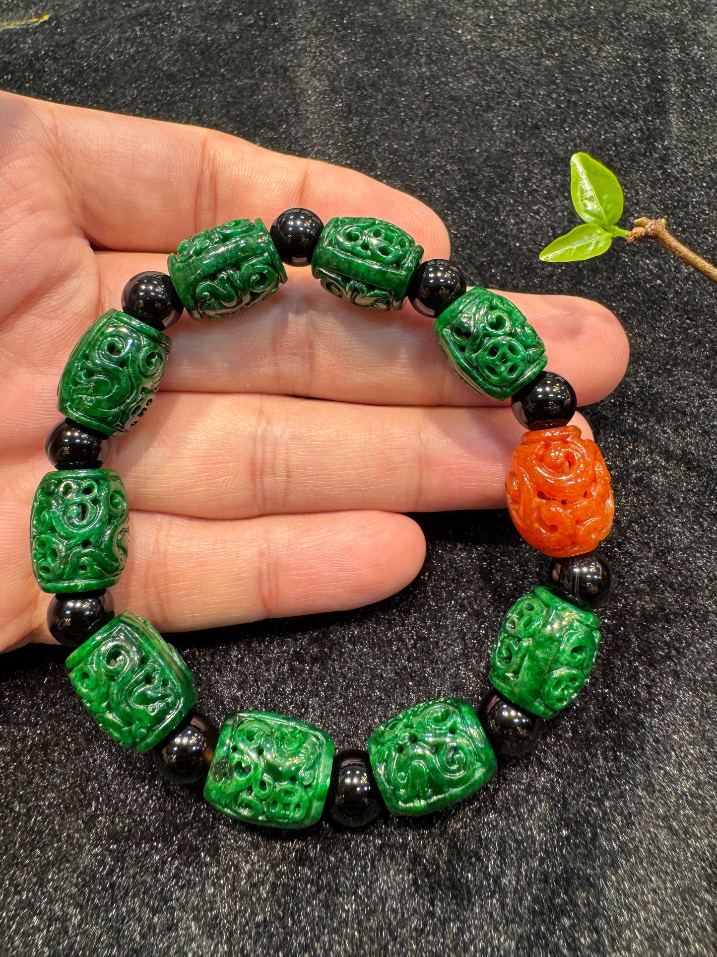 Green Barrel Bracelet (B024)