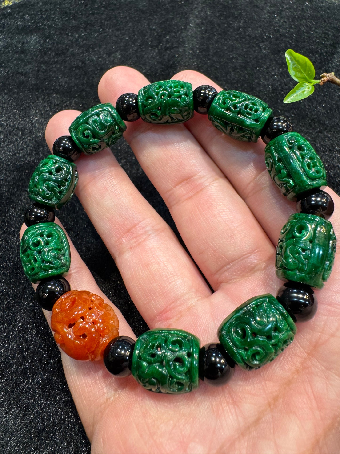 Green Barrel Bracelet (B024)