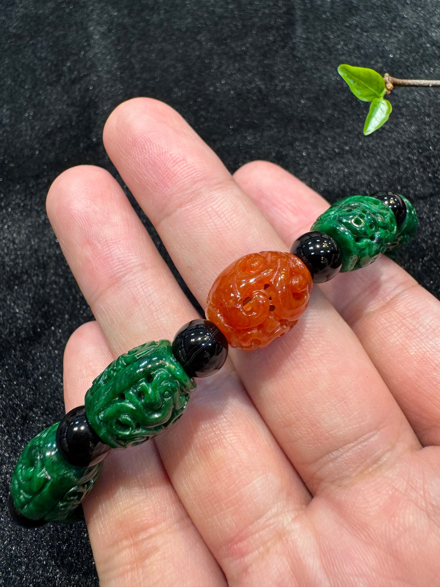 Green Barrel Bracelet (B024)