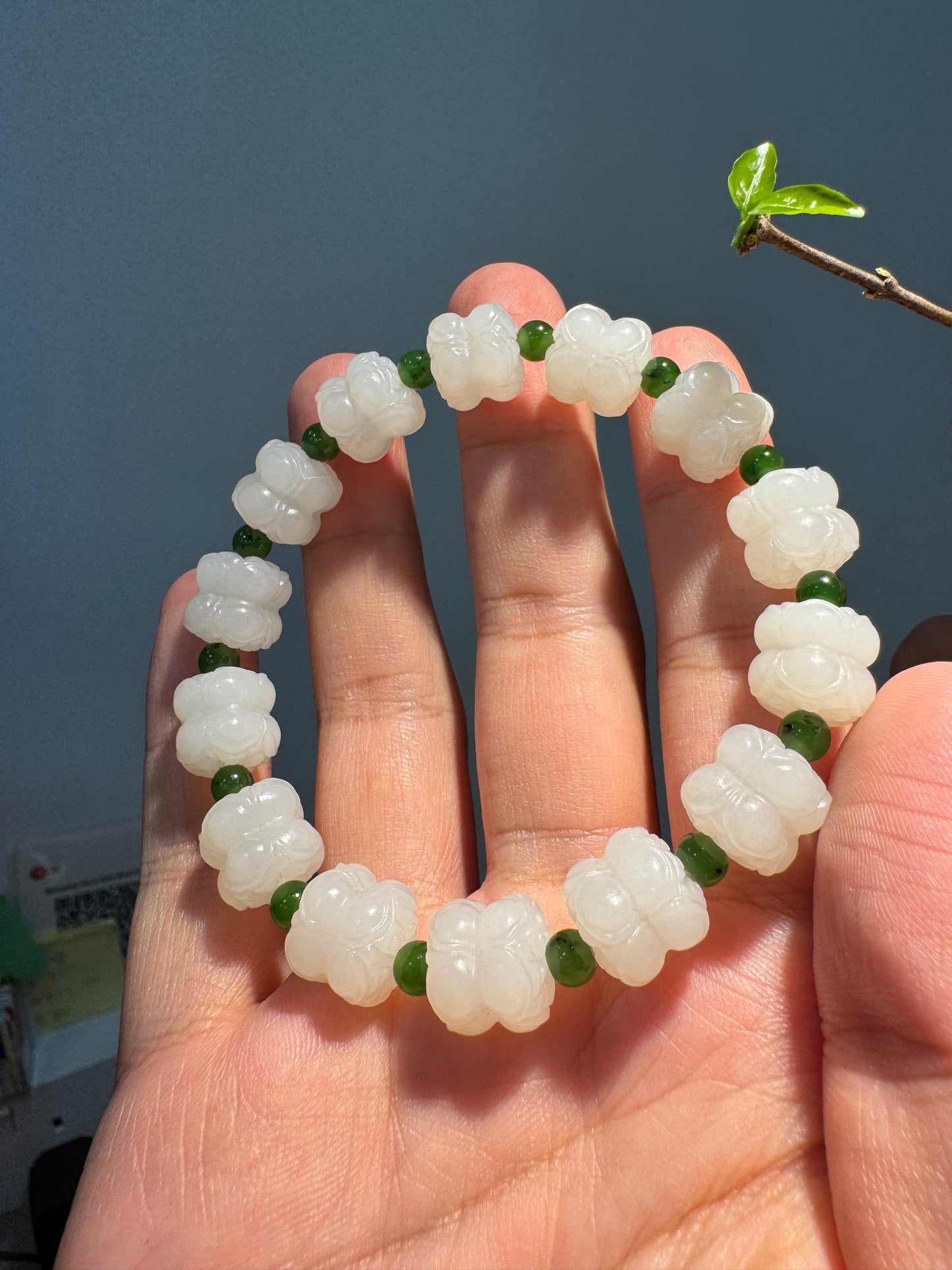 Nephrite Lotus Bracelet (B026)