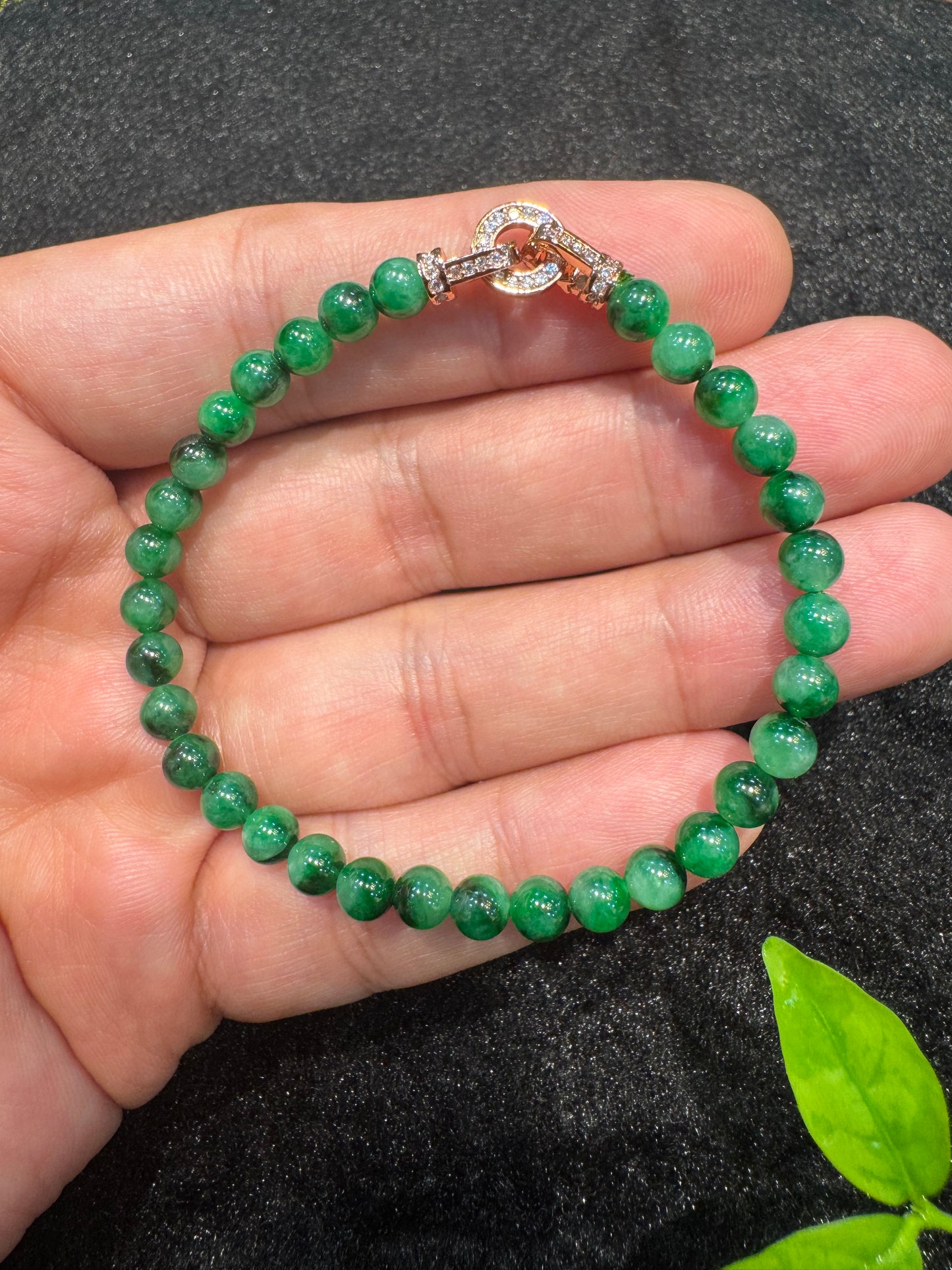 Green Beads Bracelet (B027)