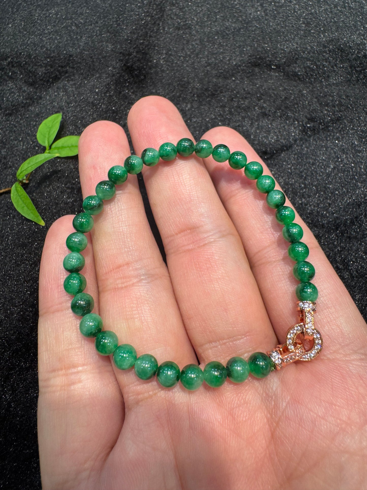 Green Beads Bracelet (B027)