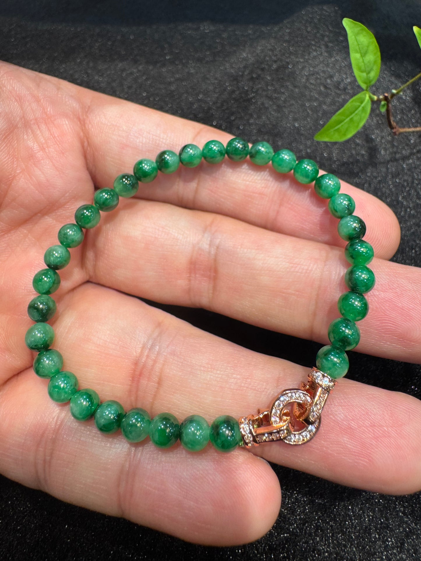 Green Beads Bracelet (B027)