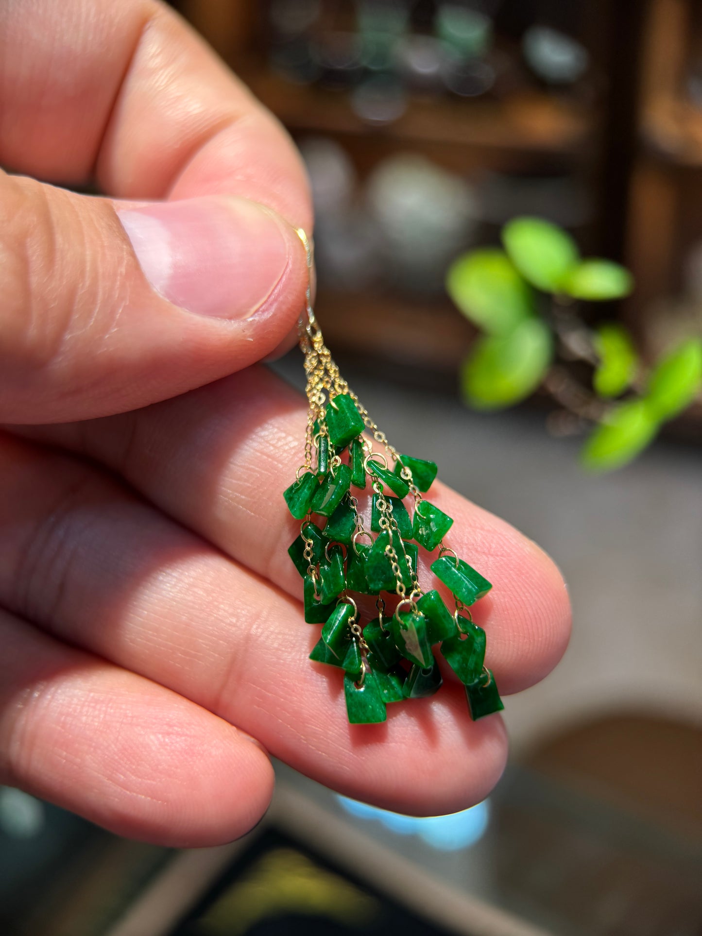 Irregular Shape Green Earring (E333)