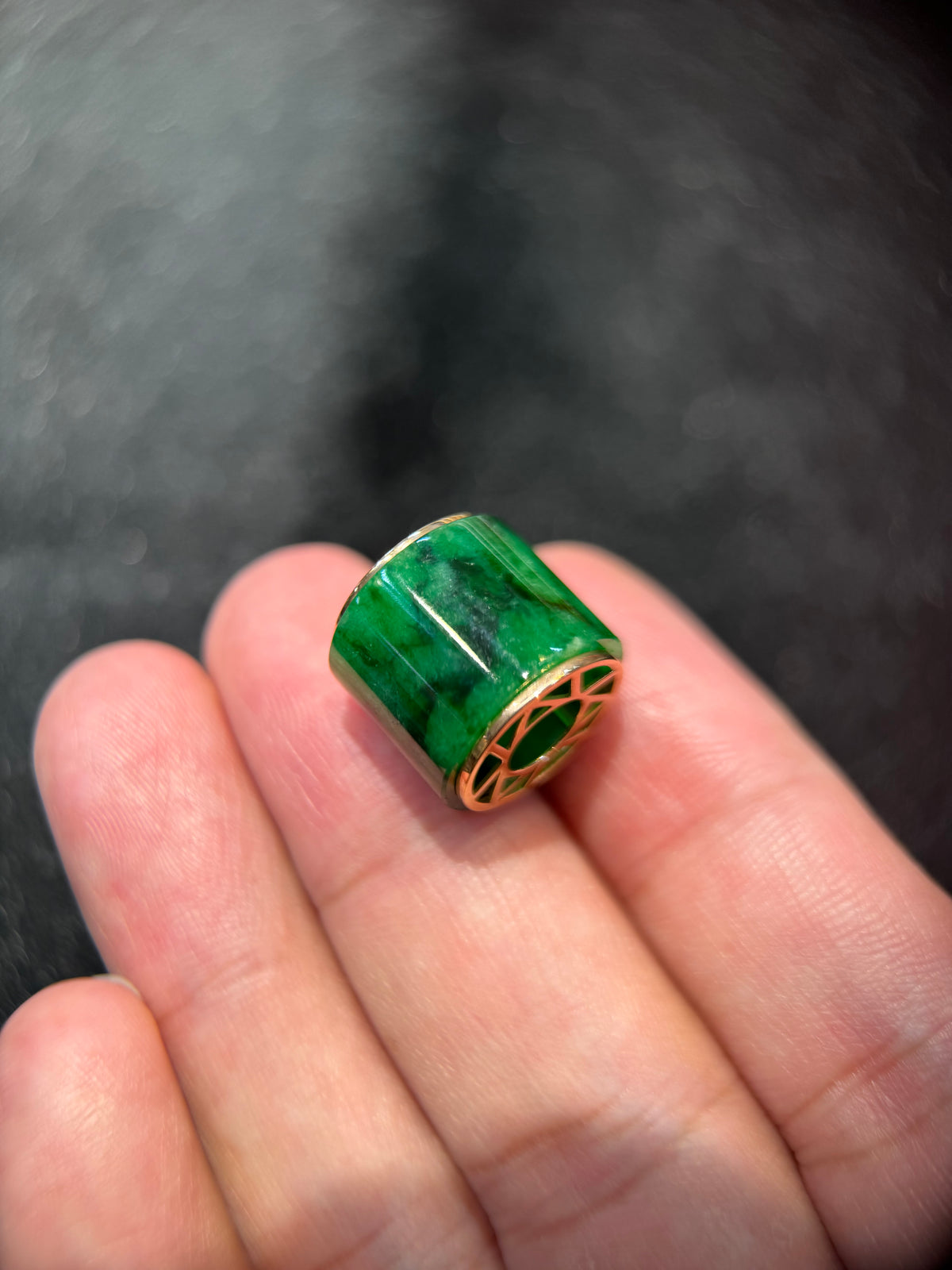 Intense Green Jade Barrel (P166)