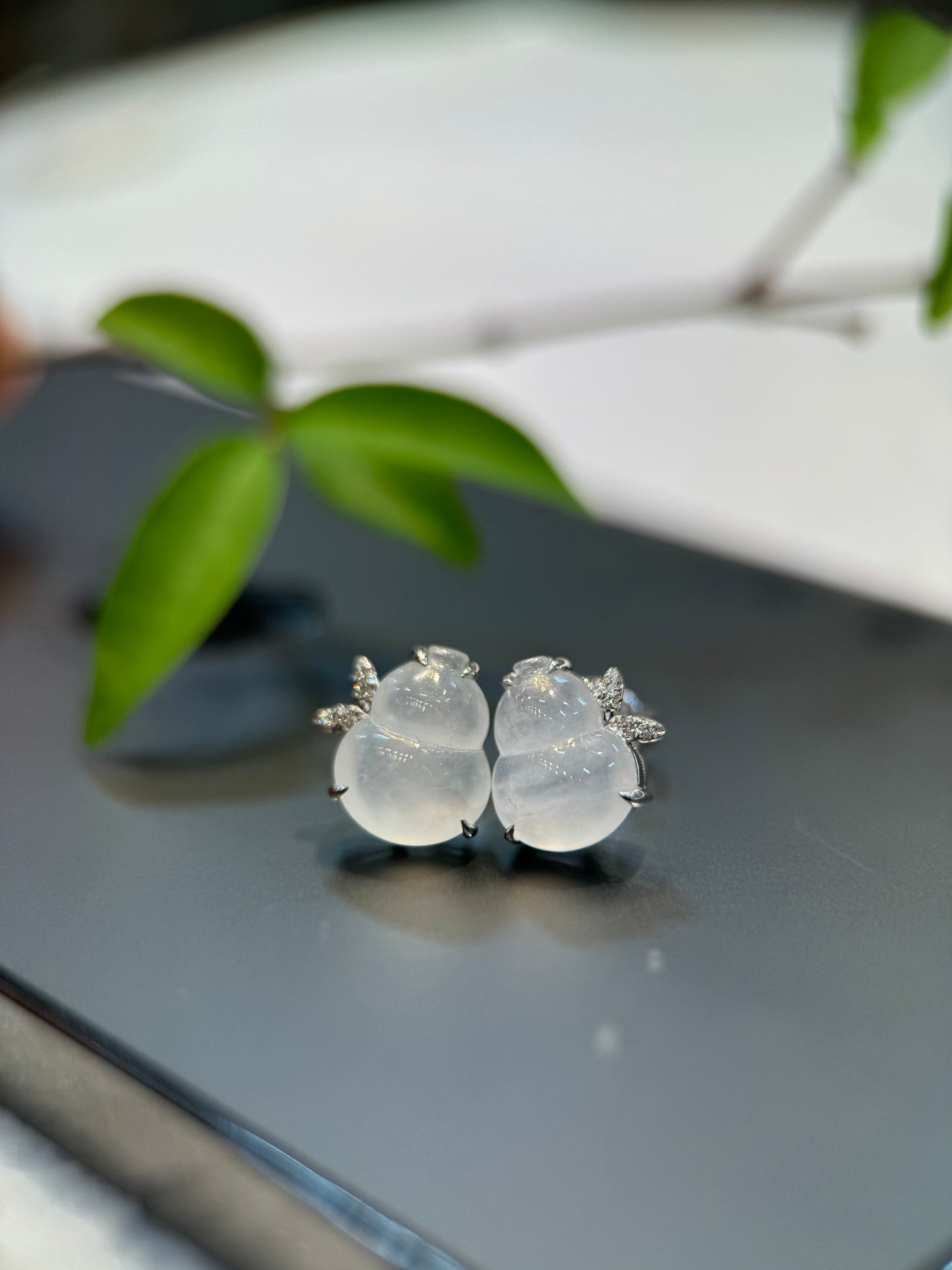 Icy Gourd（葫芦）Ear Studs (E312)