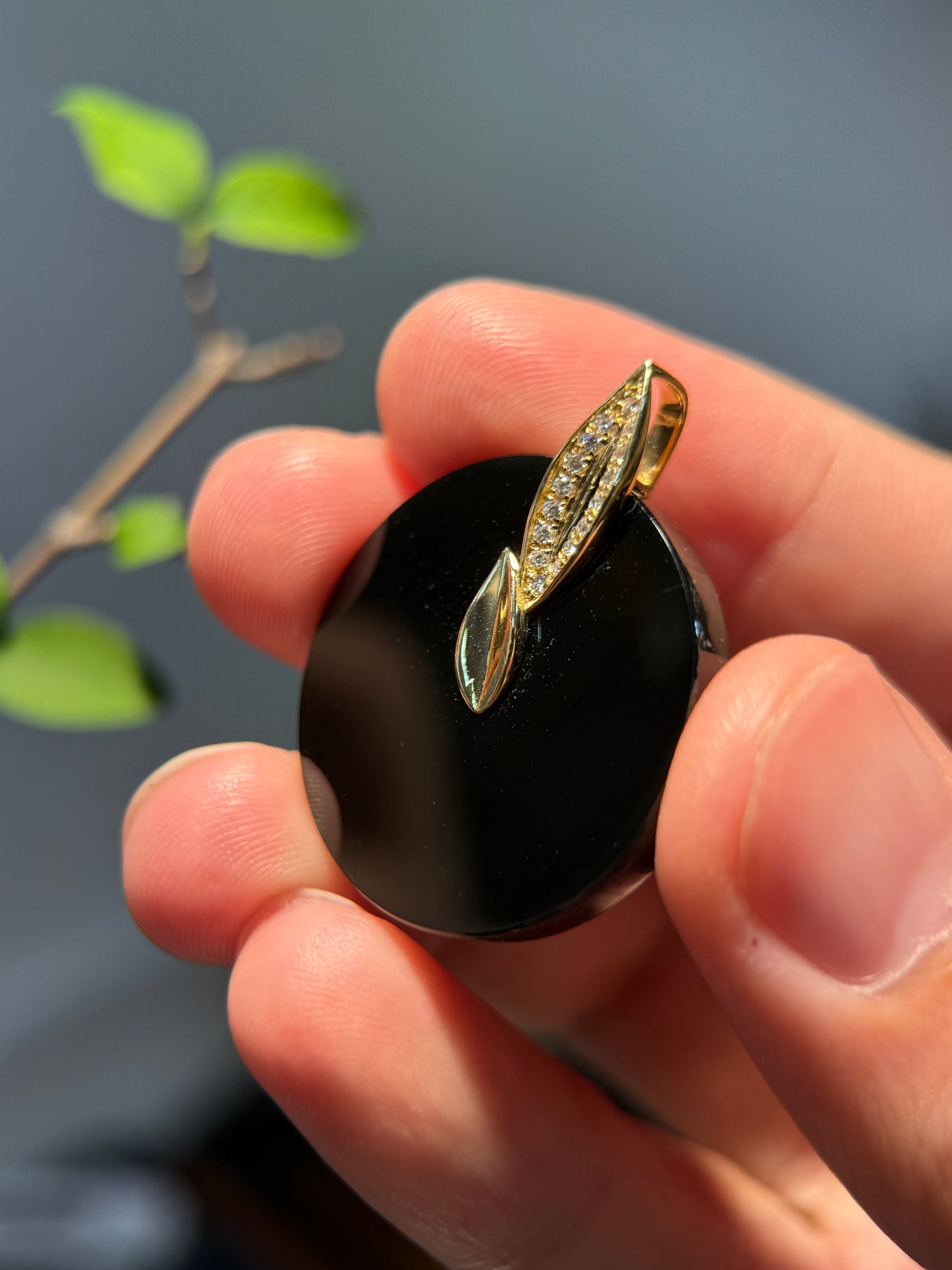 Omphacite Safety Coin Pendant (P161)