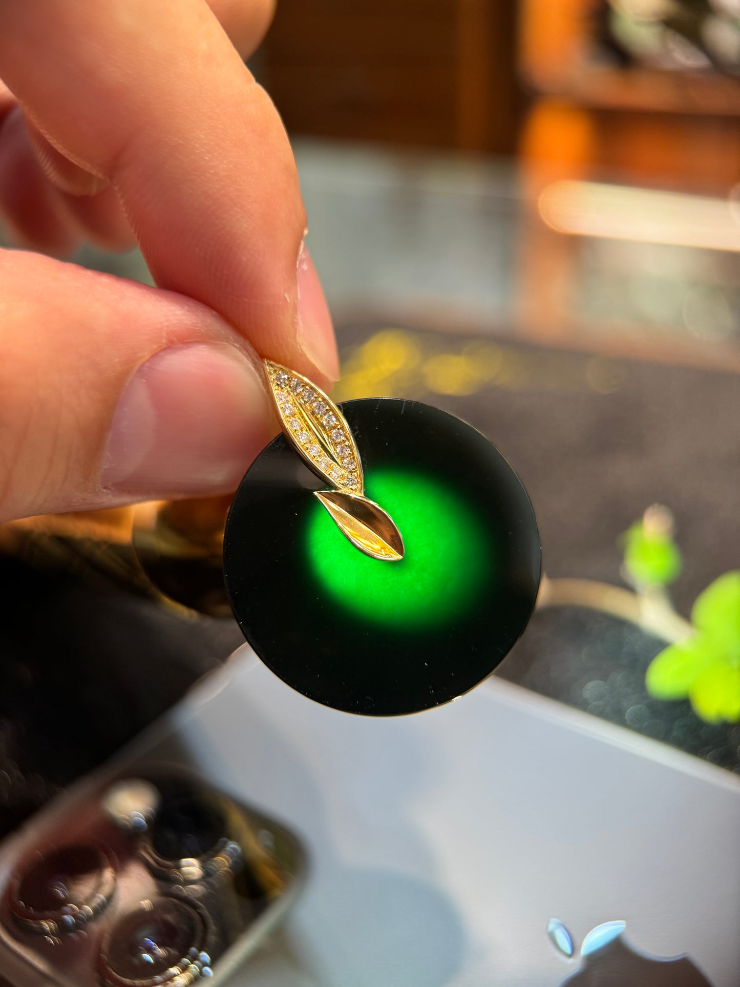 Omphacite Safety Coin Pendant (P161)